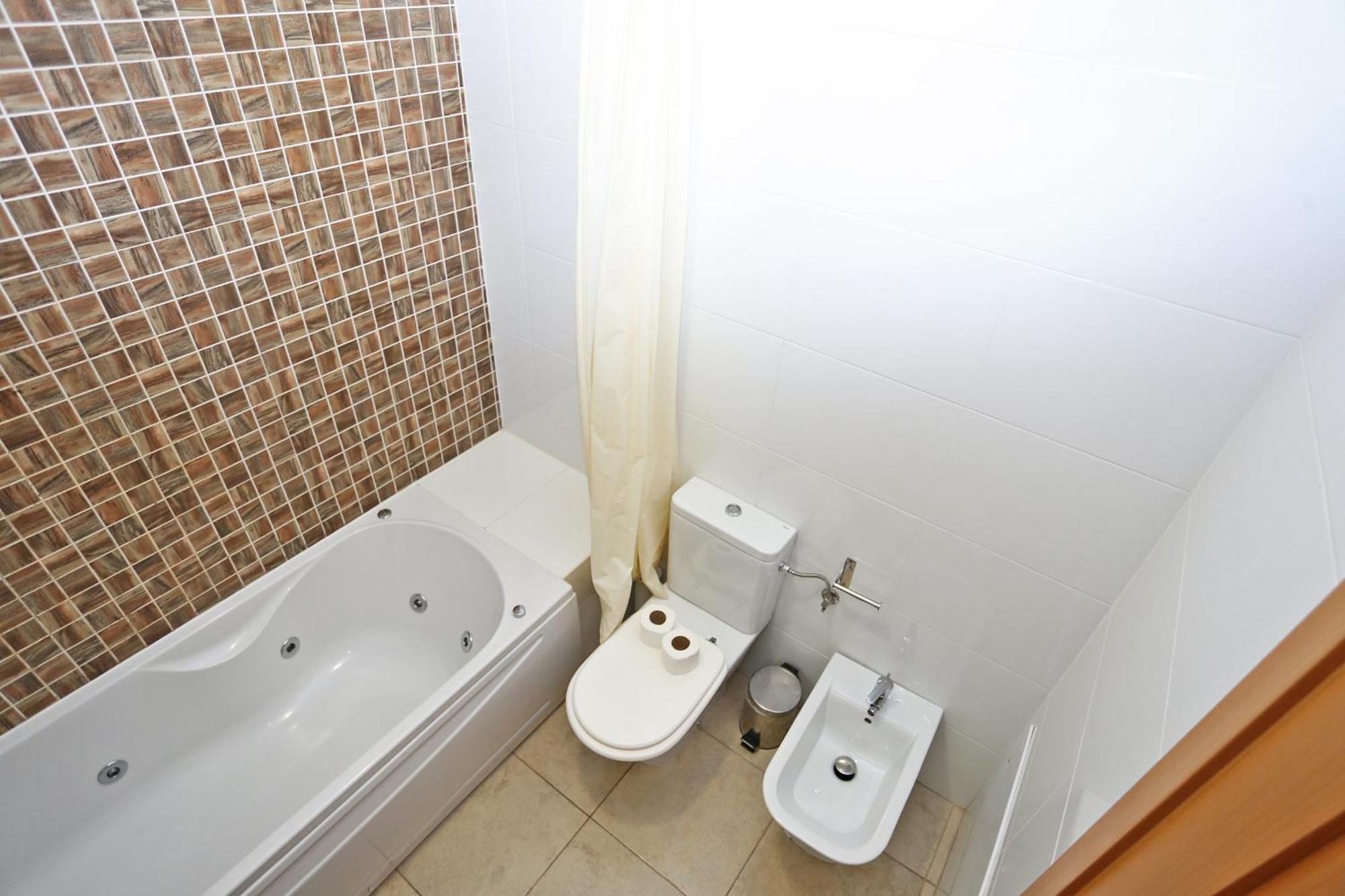 A04 - Large Modern 1 Bed Apartment With Pool Lagos Ngoại thất bức ảnh
