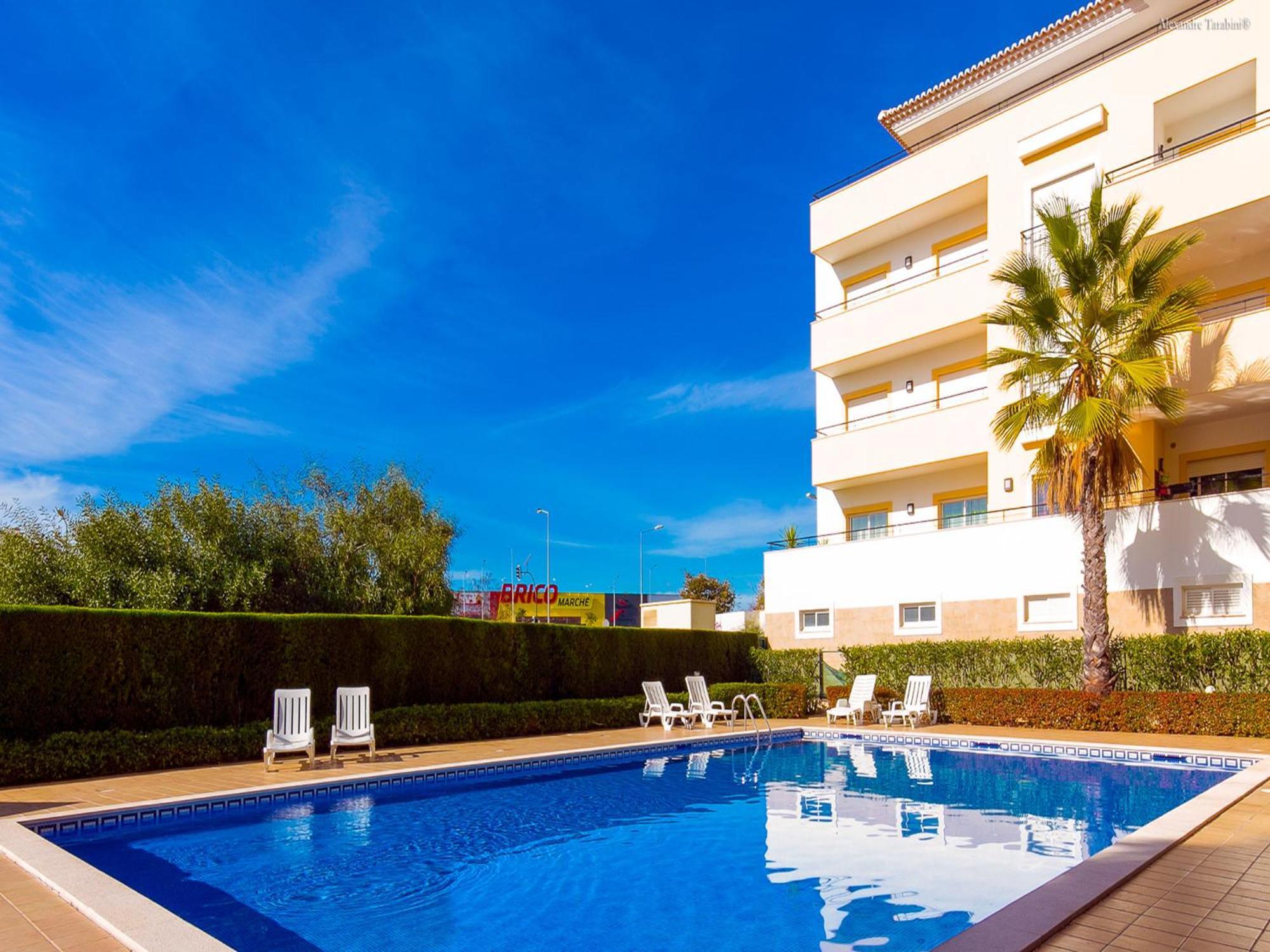 A04 - Large Modern 1 Bed Apartment With Pool Lagos Ngoại thất bức ảnh
